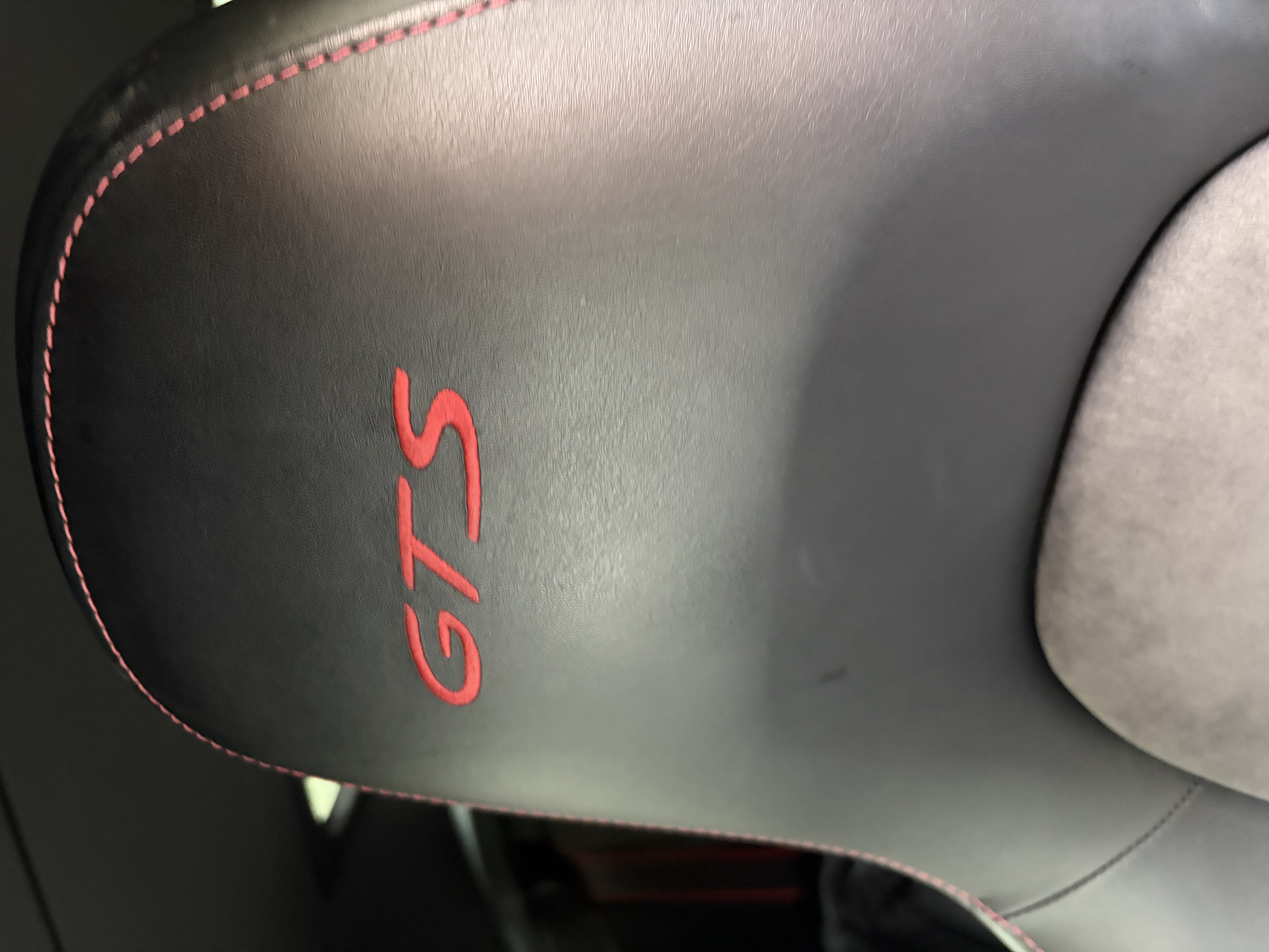 Used 2016 Porsche 911 Carrera 4 GTS AWD/4WD image 5