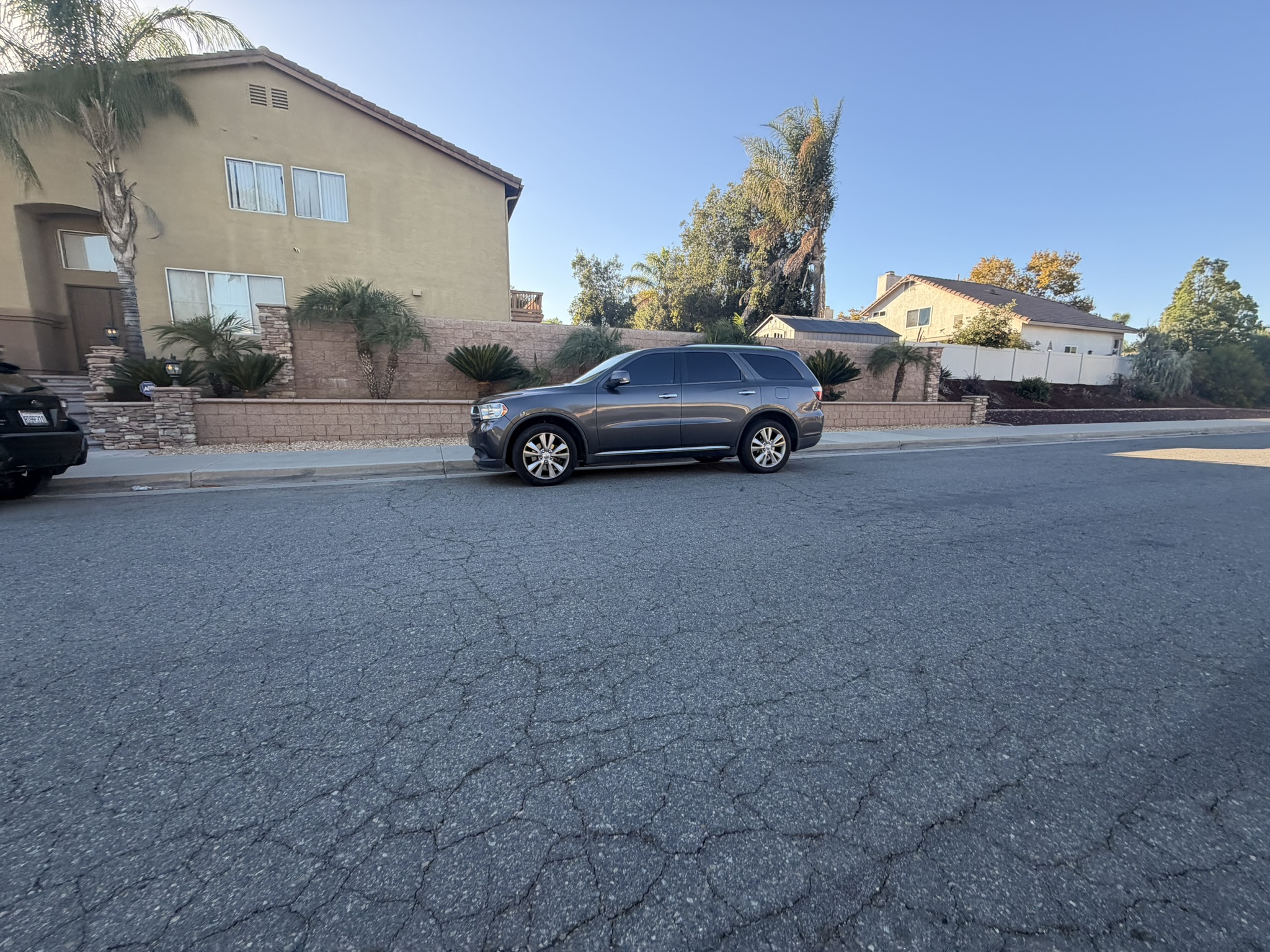 Used 2013 Dodge Durango Crew RWD image 2