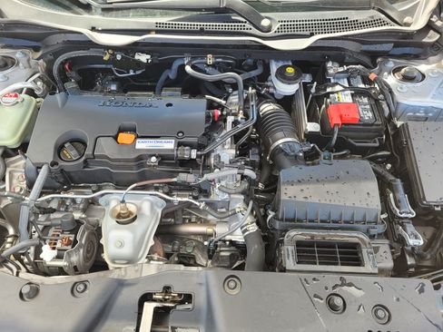 Used 2017 Honda Civic EX image 2