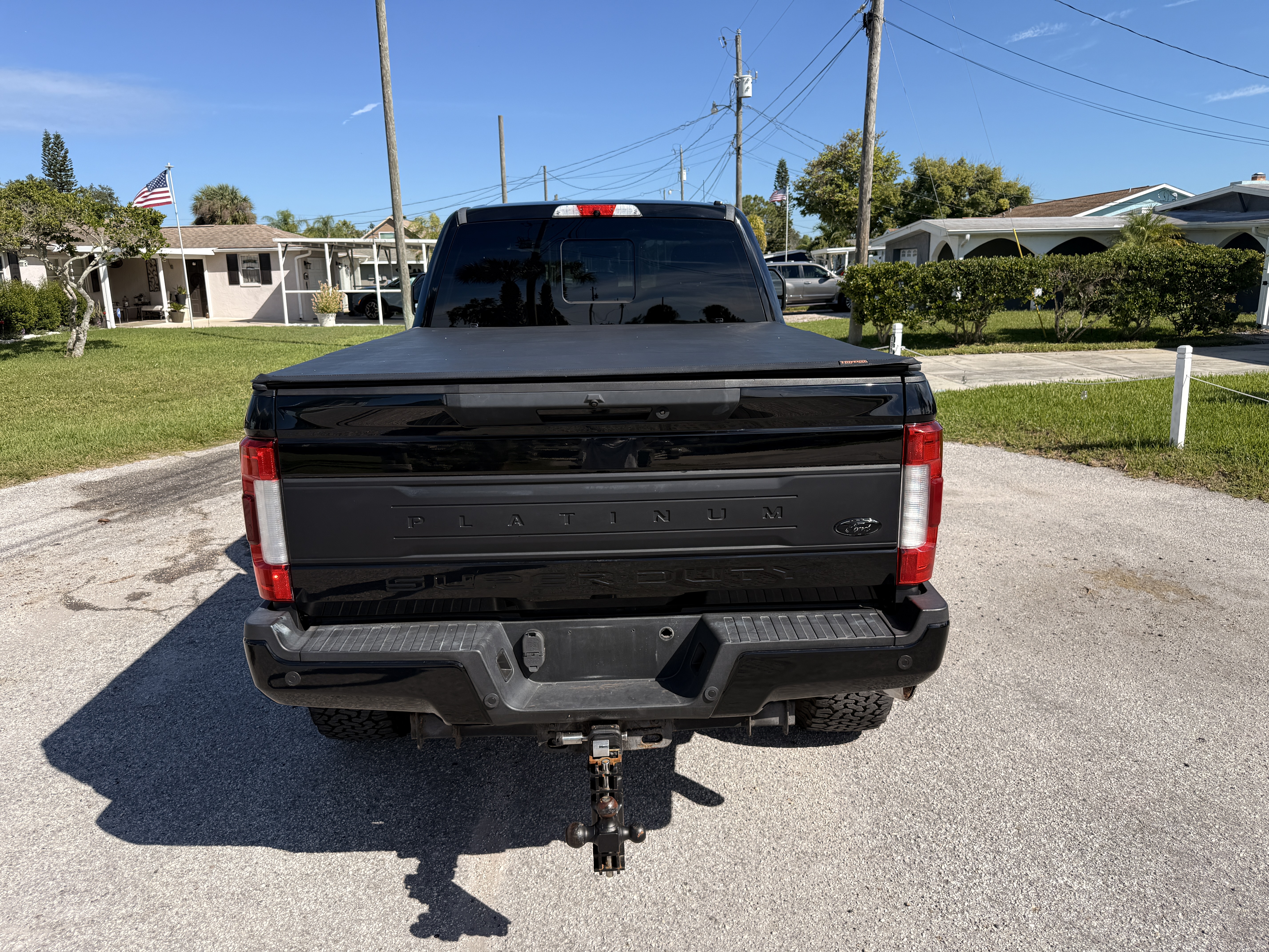 Used 2017 Ford F250 Platinum AWD/4WD image 4