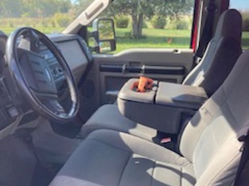 Used 2009 Ford F250 XLT image 7