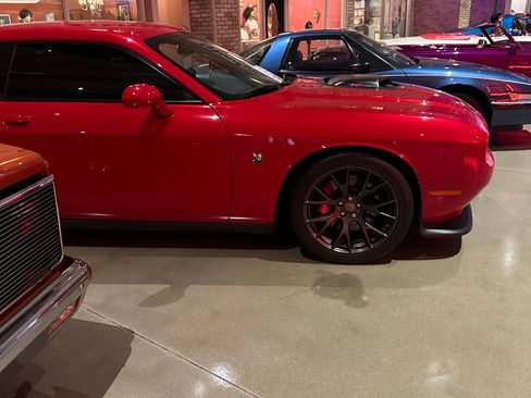 Used 2016 Dodge Challenger R/T Scat Pack image 10