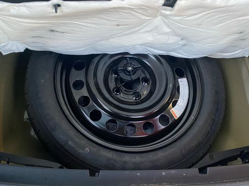 Used 2022 Ford Explorer Timberline image 21