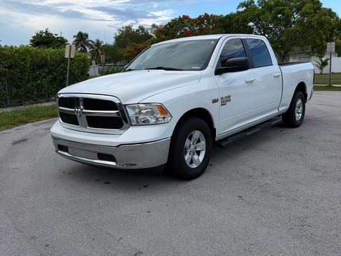 Used 2019 RAM 1500 Classic SLT RWD image 5