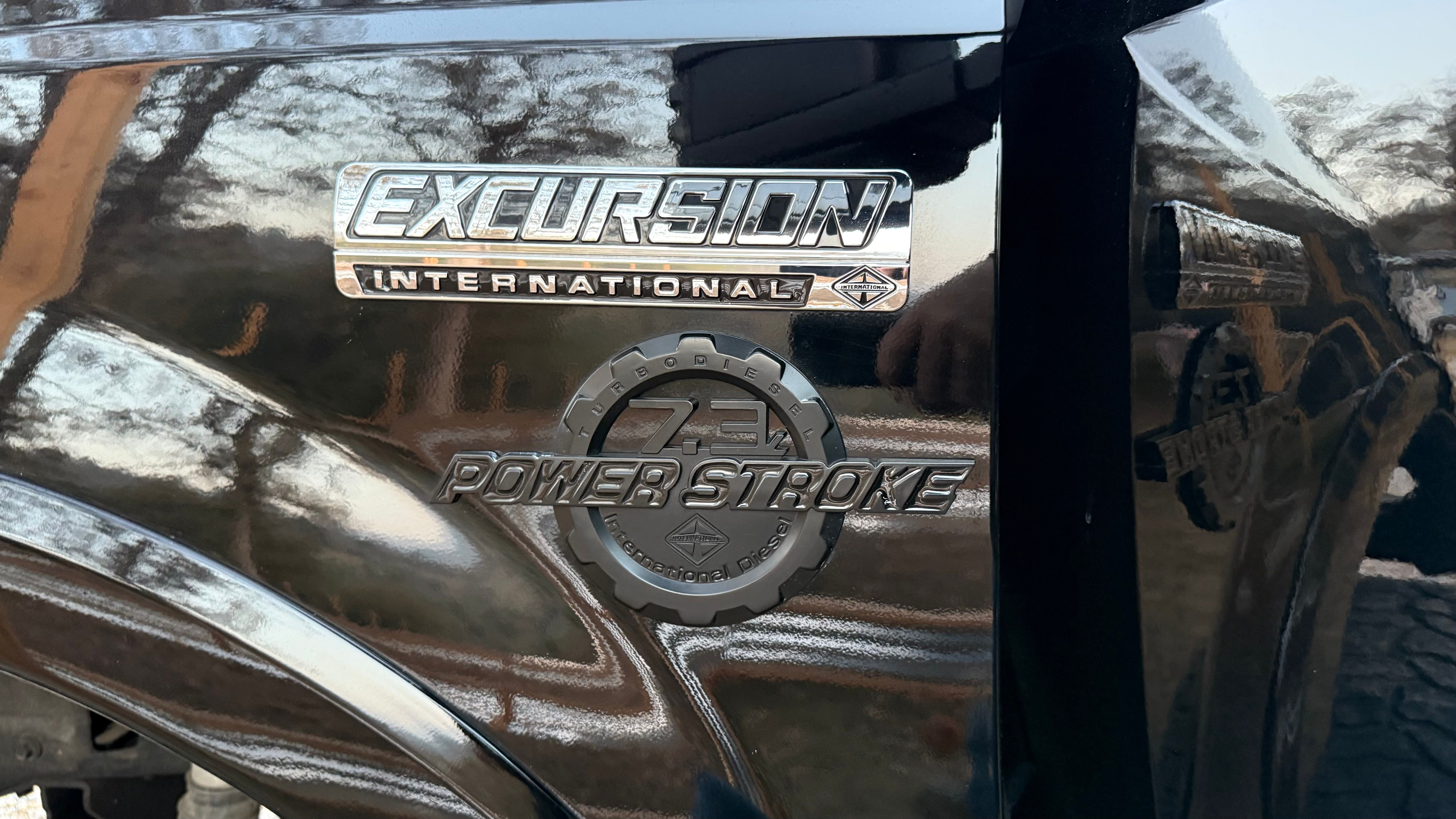 Used 2003 Ford Excursion Limited AWD/4WD image 13