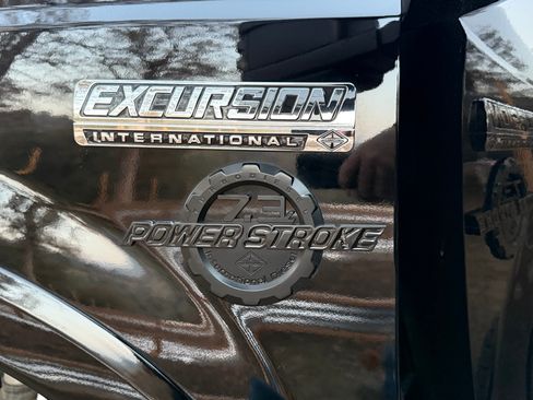 Used 2003 Ford Excursion Limited image 13