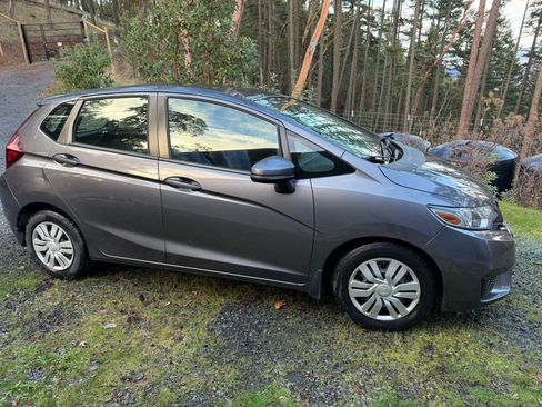 Used 2015 Honda Fit LX image 4