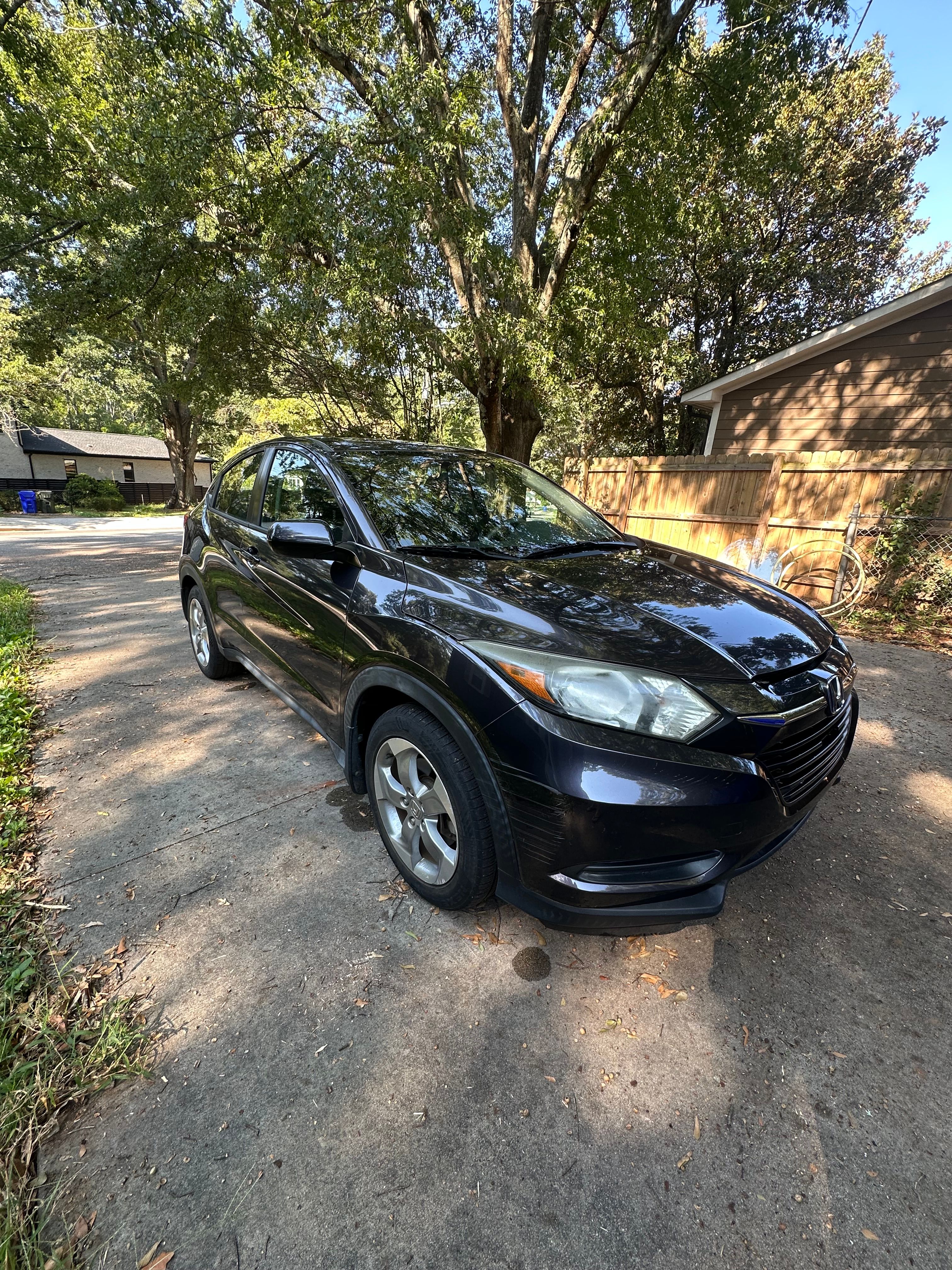 Used 2018 Honda HR-V LX image 8