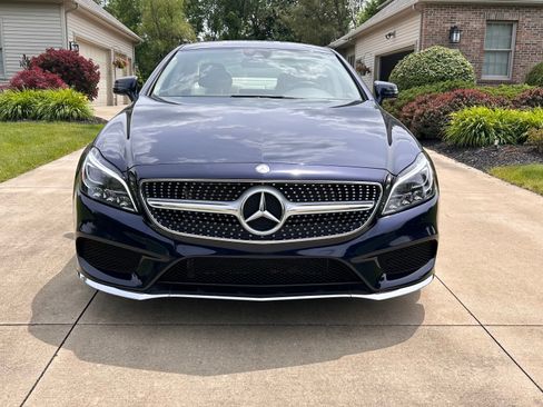 Used 2015 Mercedes-Benz CLS 400 4MATIC image 2