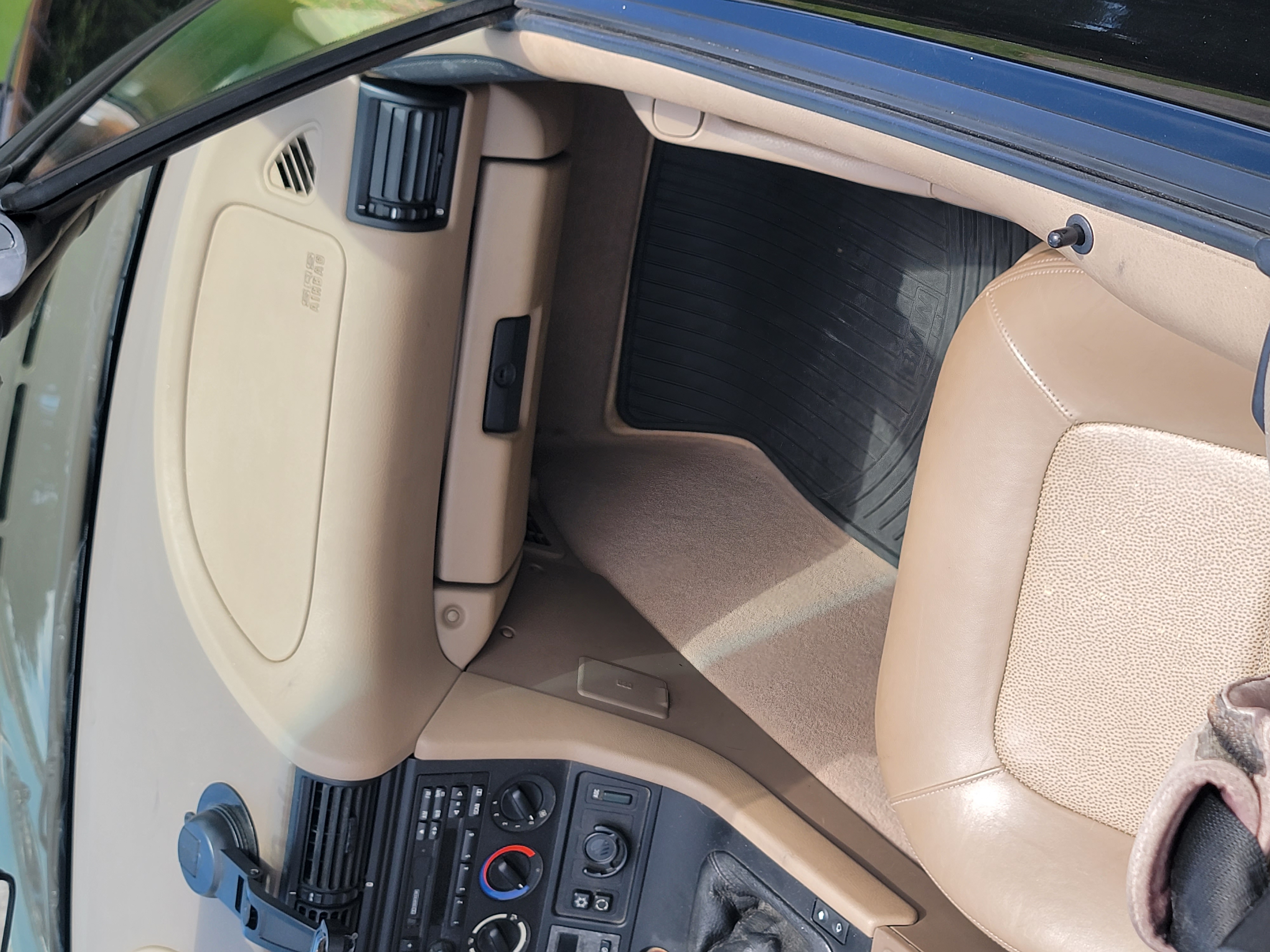 Used 1997 BMW Z3 1.9 RWD image 21