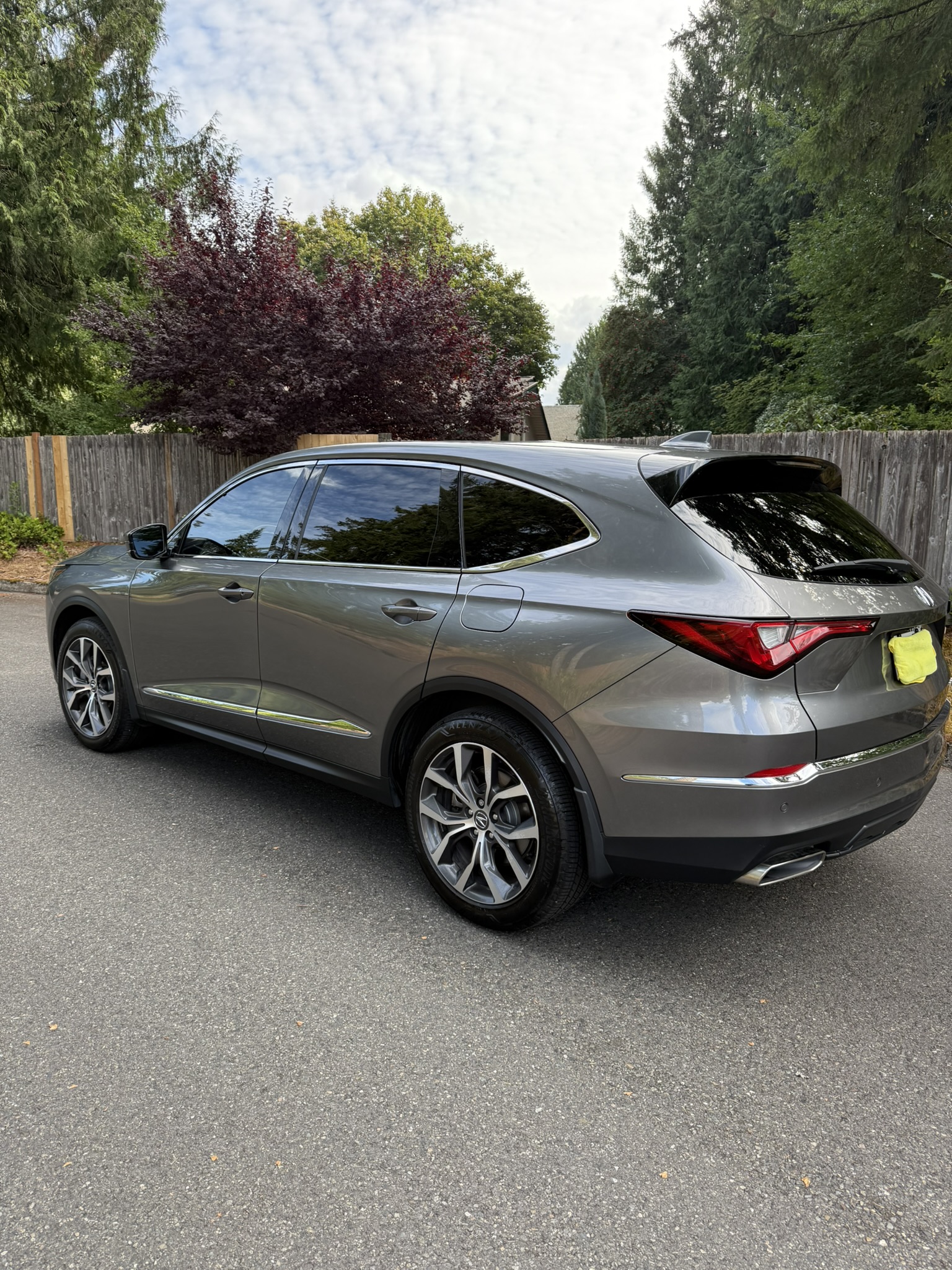 Used 2024 Acura MDX w/ Technology Package AWD/4WD image 4