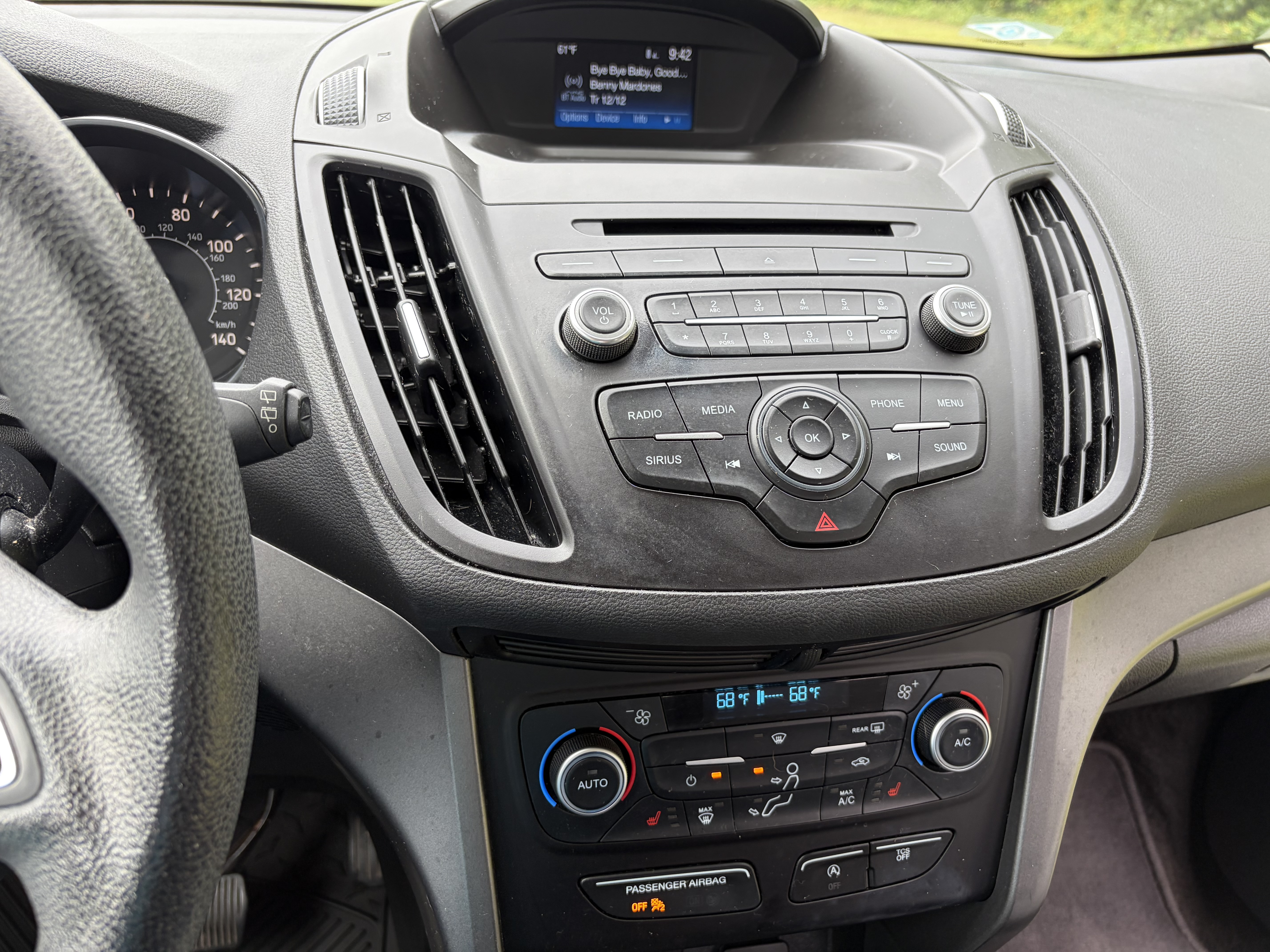 Used 2018 Ford Escape SE AWD/4WD image 4