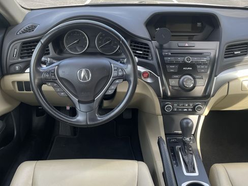 Used 2017 Acura ILX image 12