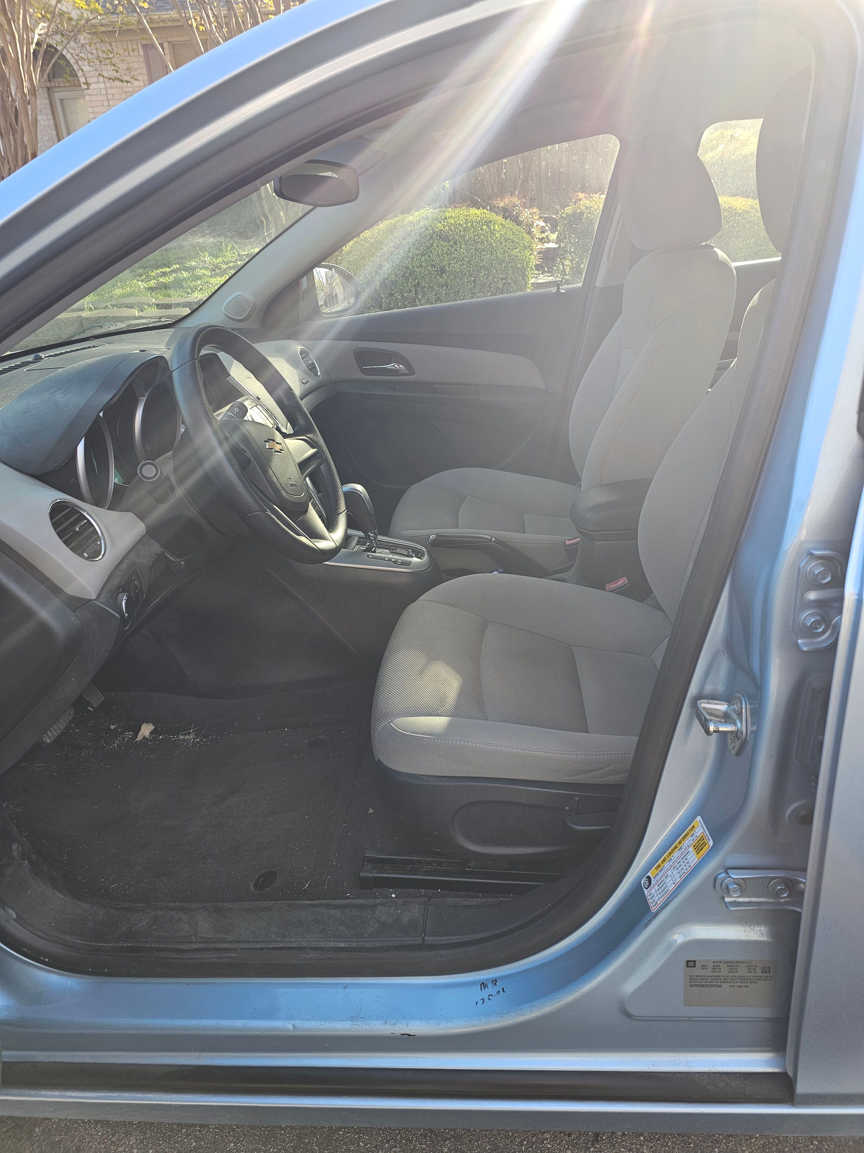 Used 2012 Chevrolet Cruze LT FWD image 9