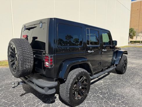 Used 2013 Jeep Wrangler Unlimited Sahara w/ Connectivity Group image 6
