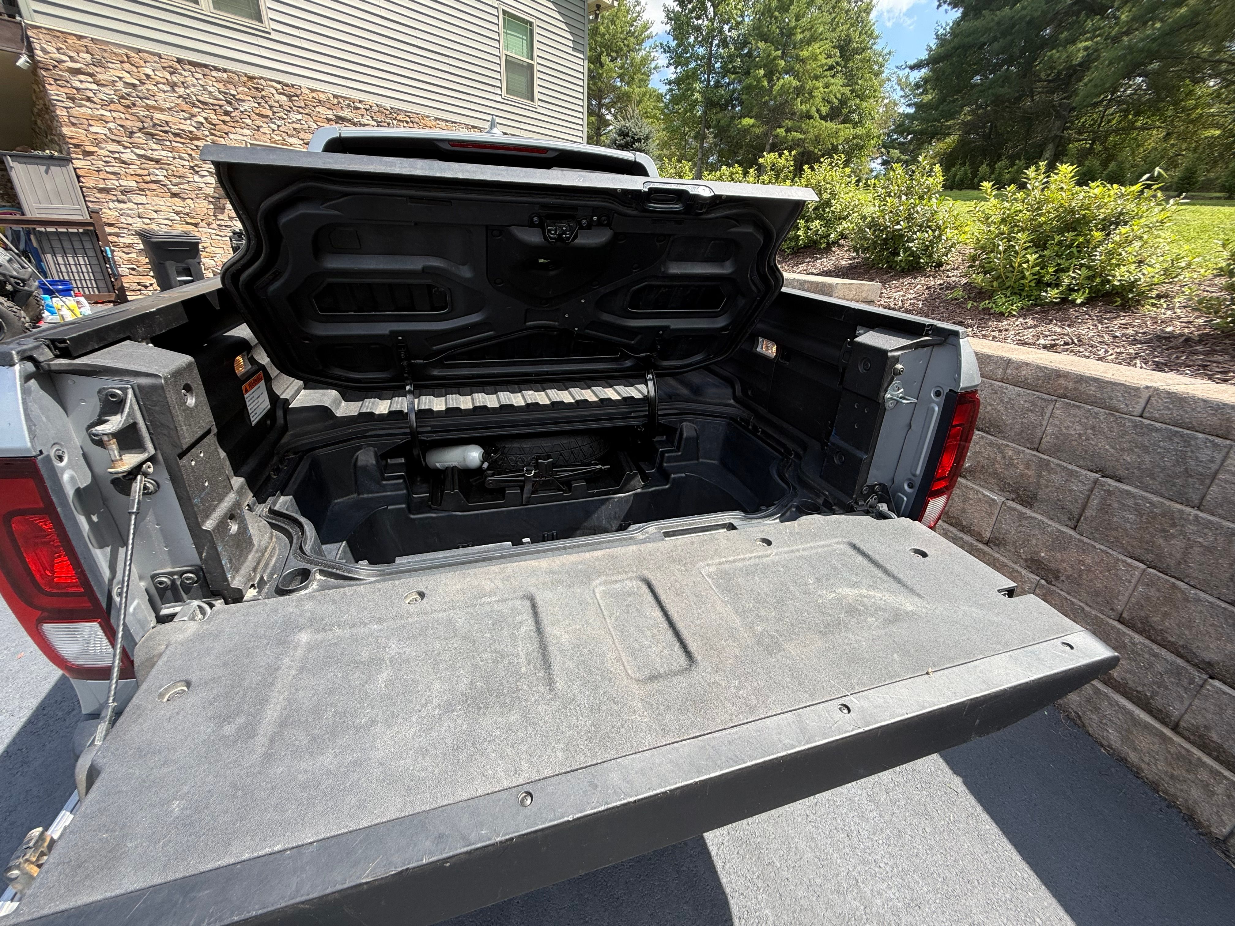 Used 2020 Honda Ridgeline Sport image 16