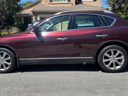 Used 2012 INFINITI EX35 Journey w/ Premium Pkg AWD/4WD image 1