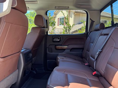 Used 2019 Chevrolet Silverado 2500 High Country w/ Duramax Plus Package AWD/4WD image 9