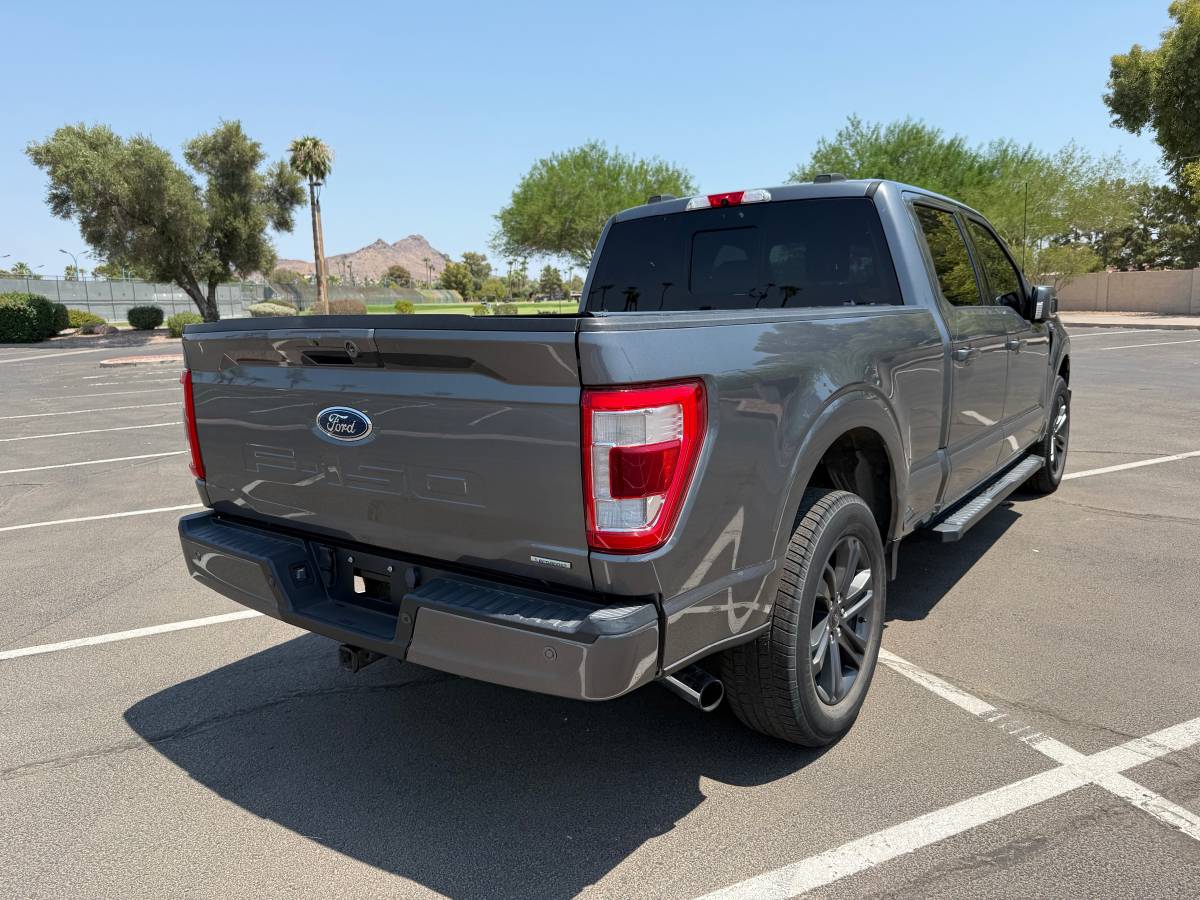 Used 2022 Ford F150 Lariat AWD/4WD image 2