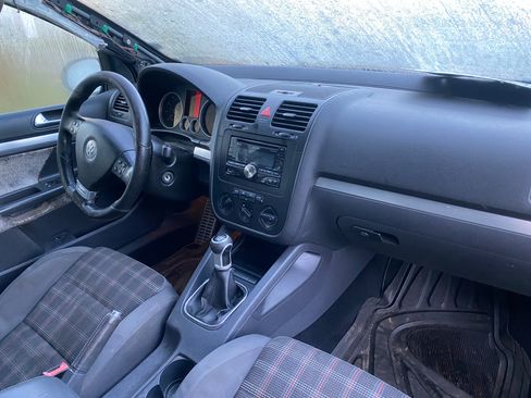 Used 2009 Volkswagen GTI 4-Door image 9