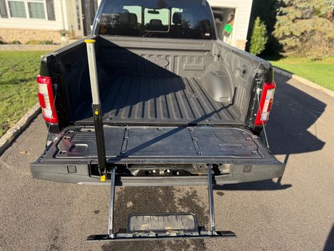 Used 2021 Ford F150 Lariat w/ Equipment Group 502A High image 11