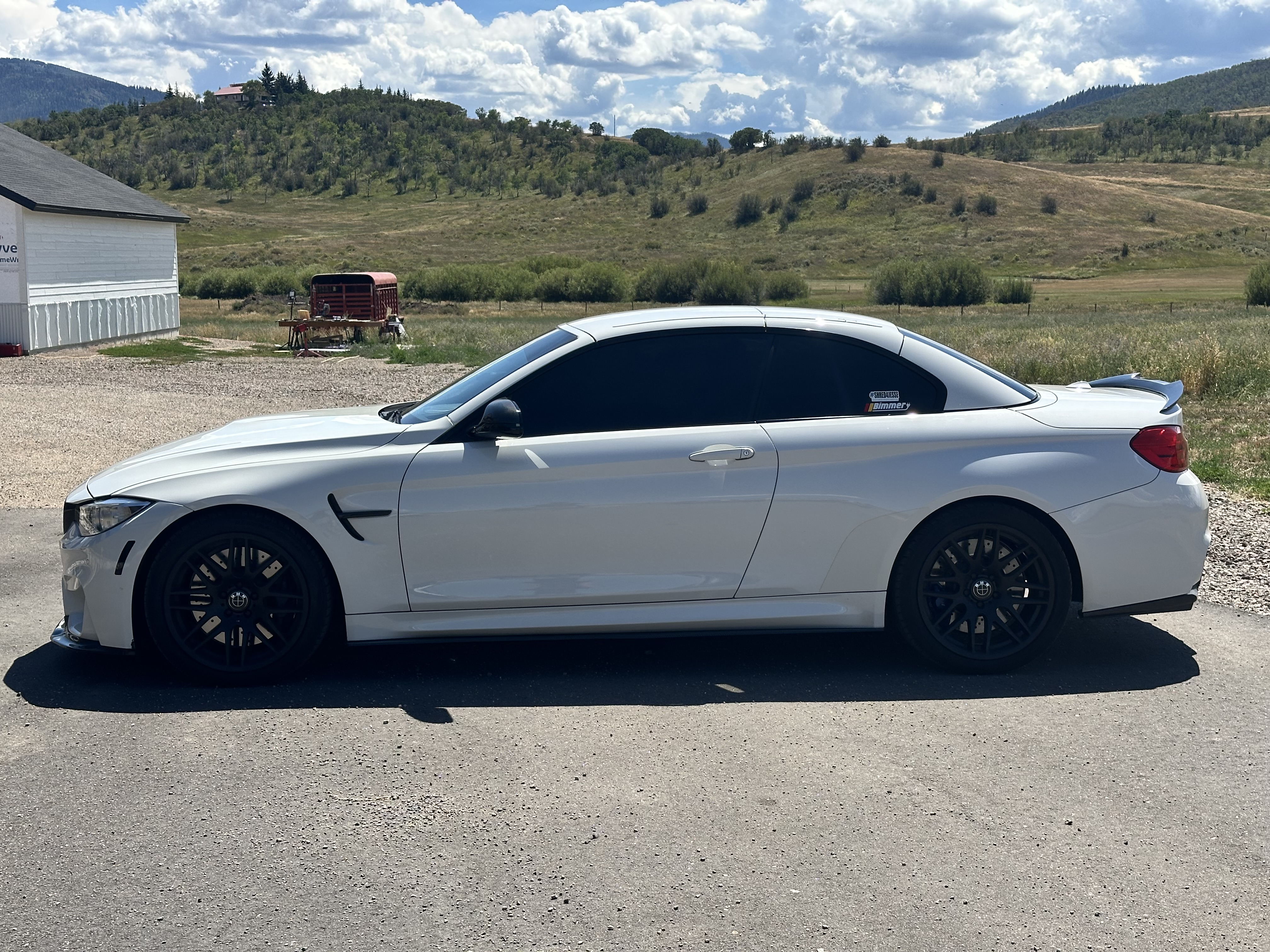 Used 2016 BMW M4 Convertible RWD image 5