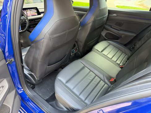 Used 2023 Volkswagen Golf R AWD/4WD image 9
