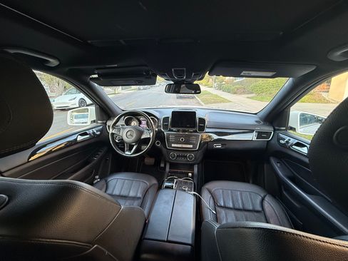 Used 2017 Mercedes-Benz GLS 450 450 Sport Utility 4D image 4