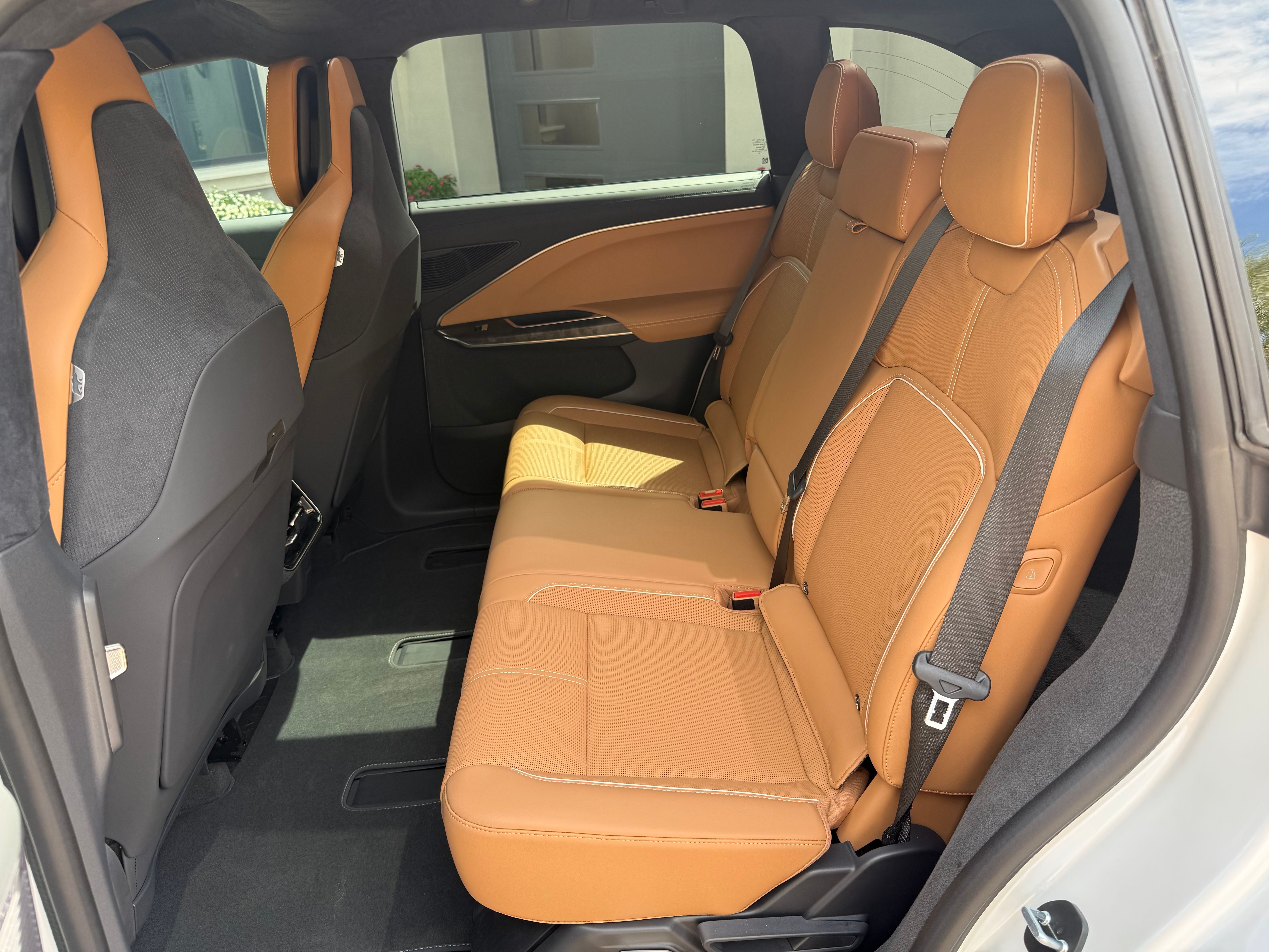 Used 2026 Lucid Gravity Grand Touring AWD/4WD image 27