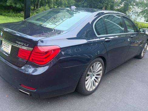 Used 2012 BMW 750Li xDrive AWD/4WD image 12