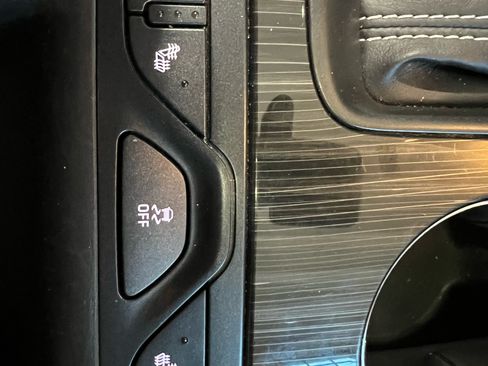 Used 2019 Chevrolet Impala Premier w/ Premier Confidence Package image 27