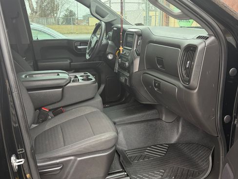 Used 2022 Chevrolet Silverado 1500 Custom Trail Boss image 11