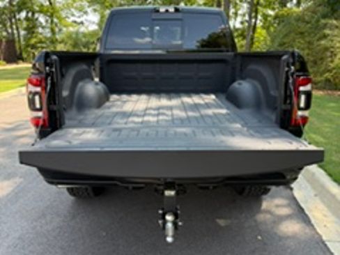 Used 2024 RAM 2500 Laramie w/ Night Edition AWD/4WD image 11
