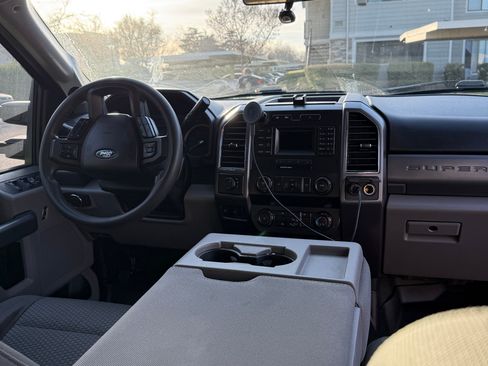 Used 2019 Ford F250 XLT image 11