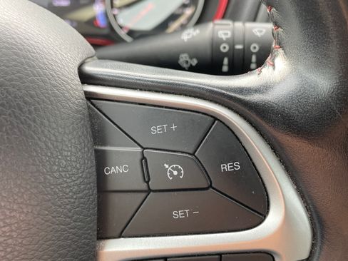 Used 2020 Jeep Compass Trailhawk image 13