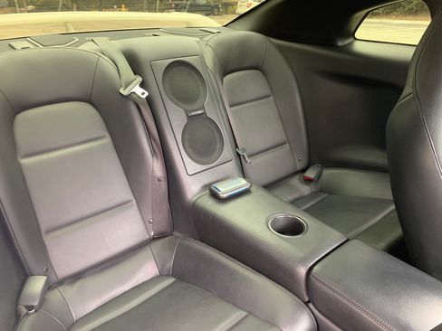 Used 2018 Nissan GT-R Premium image 13