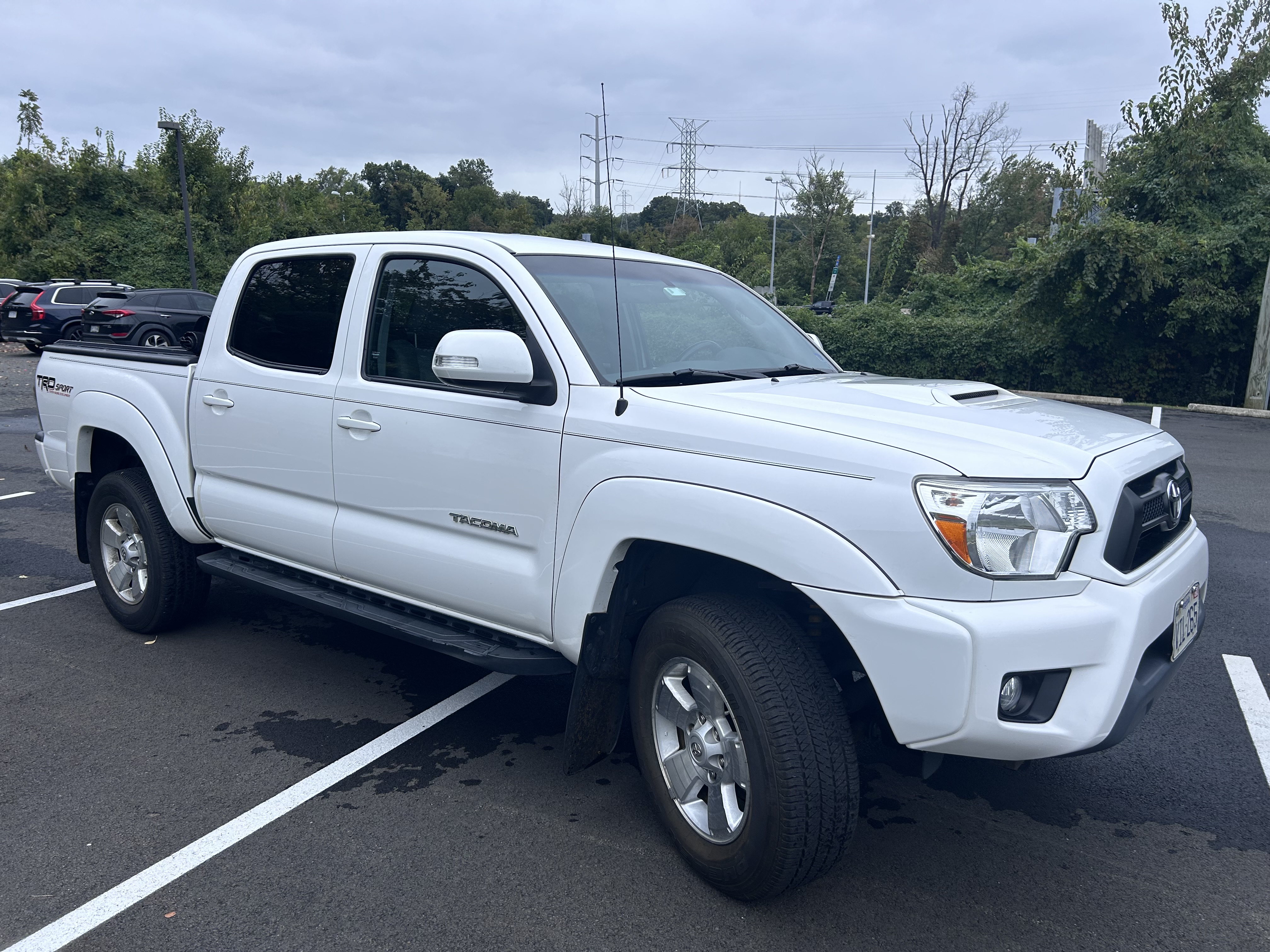 Used 2015 Toyota Tacoma PreRunner w/ TRD Sport Package RWD image 5