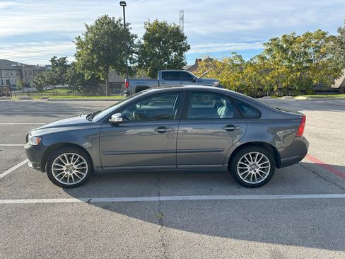 Used 2008 Volvo S40 T5 image 2
