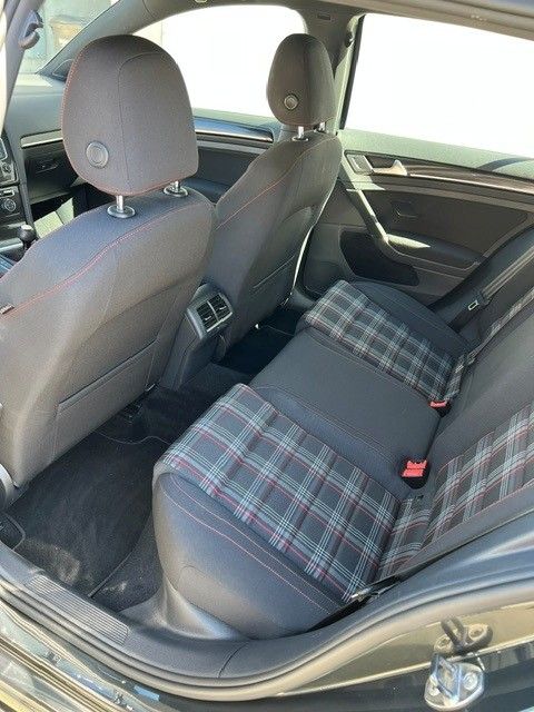 Used 2016 Volkswagen GTI S FWD image 11