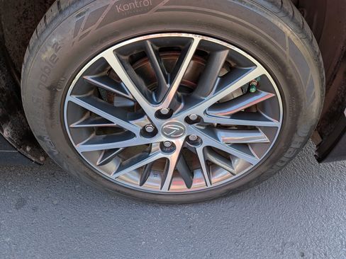 Used 2016 Lexus ES 350 w/ Premium Package w/Wood Trim image 24