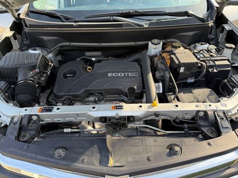 Used 2018 Chevrolet Equinox Premier image 6