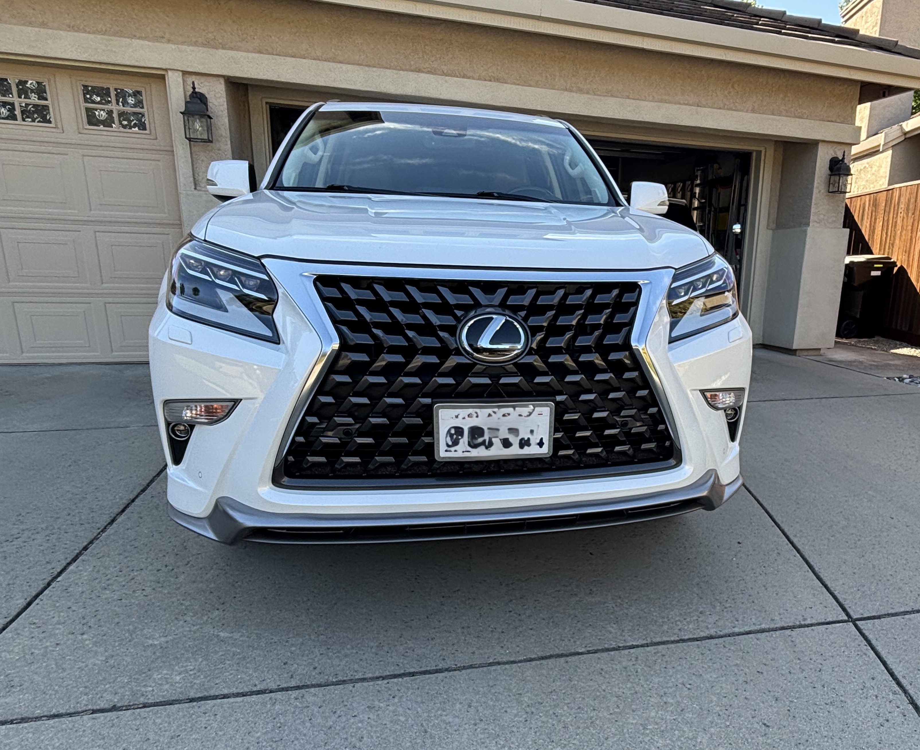 Used 2020 Lexus GX 460 Luxury w/ Accessory Package AWD/4WD image 4