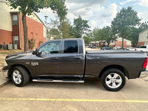 Used 2021 RAM 1500 Tradesman w/ Tradesman SXT Package RWD image 4