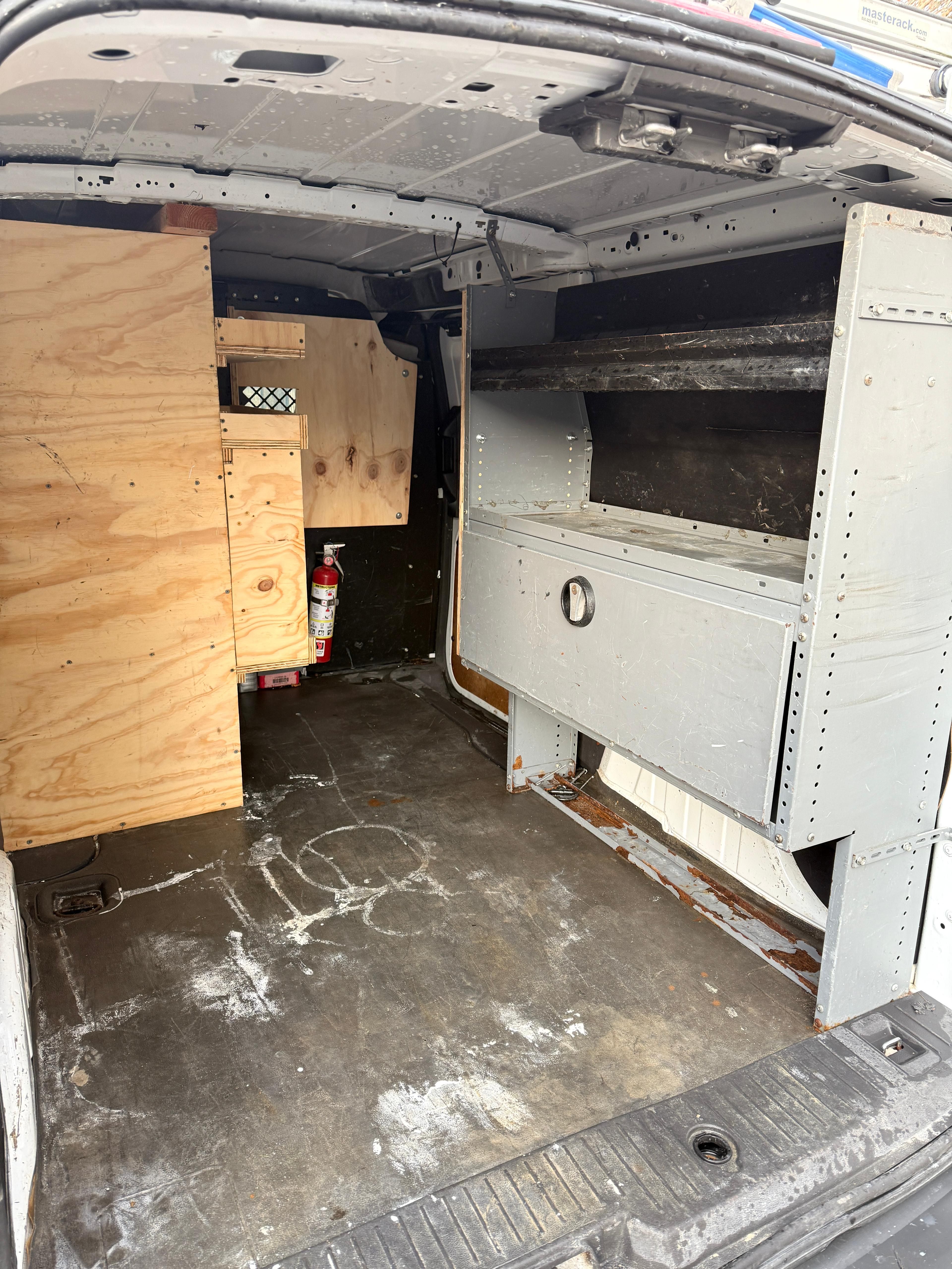Used 2015 Ford Transit Connect XL FWD image 13