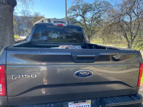 Used 2017 Ford F150 XLT w/ Equipment Group 301A Mid image 5