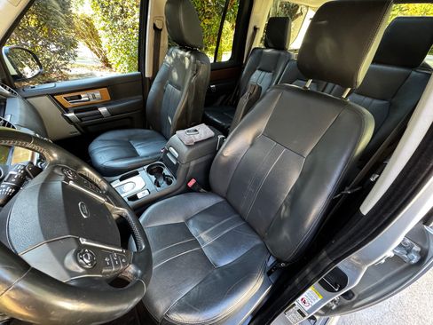 Used 2016 Land Rover LR4 HSE AWD/4WD image 17