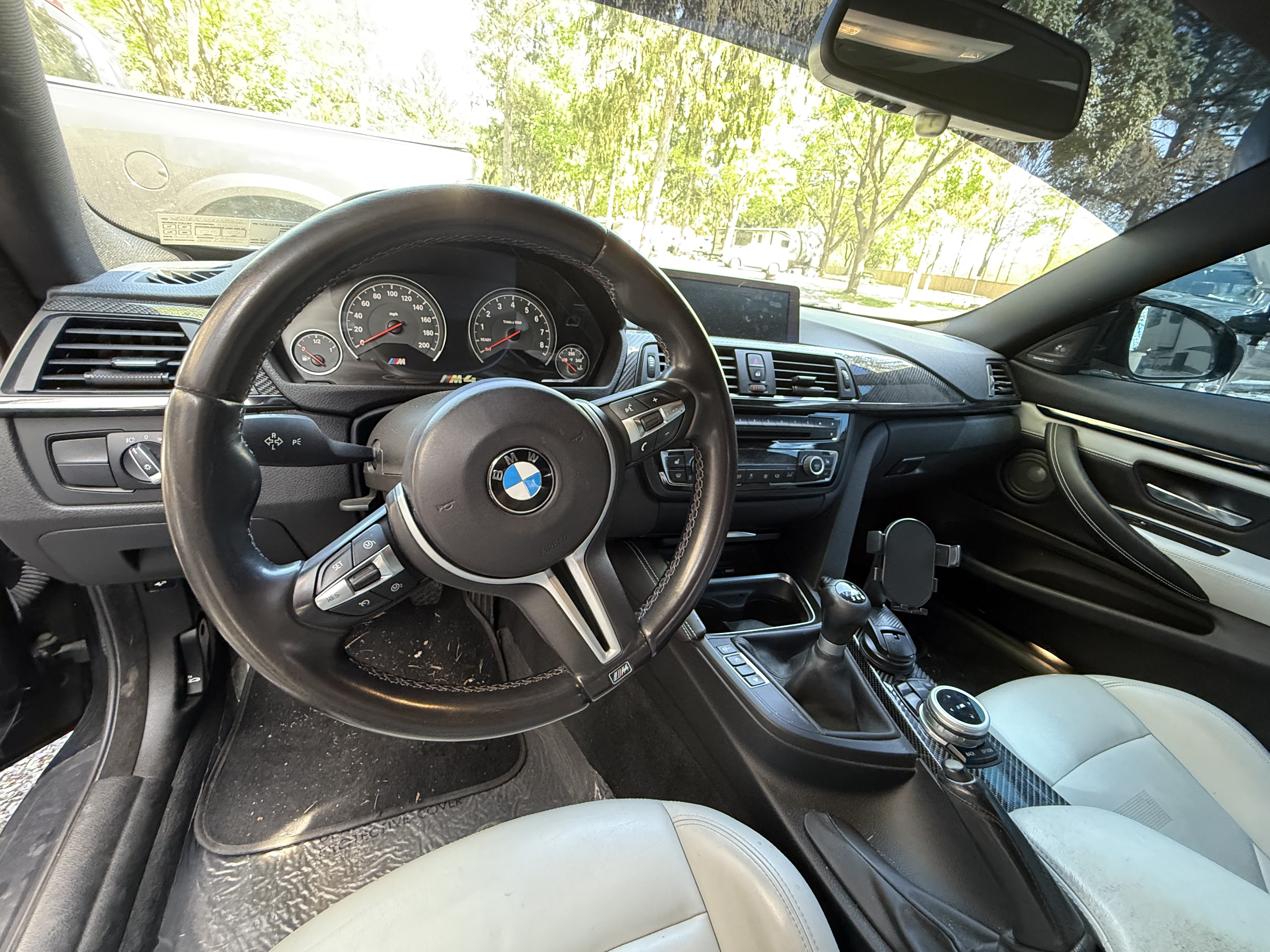 Used 2015 BMW M4 Coupe RWD image 6