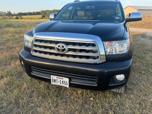 Used 2012 Toyota Sequoia Limited RWD image 5