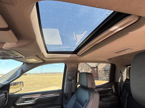 Used 2023 Chevrolet Silverado 1500 LTZ w/ LTZ Premium Texas Edition image 6