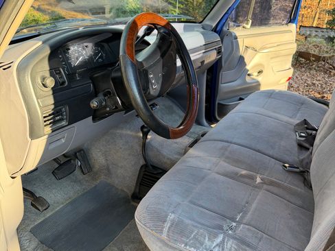 Used 1996 Ford F250 4x4 Regular Cab image 10